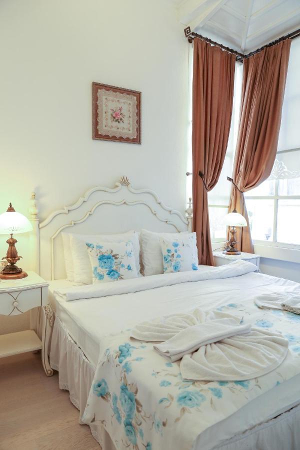 Dantela Butik Hotel Кешме Экстерьер фото