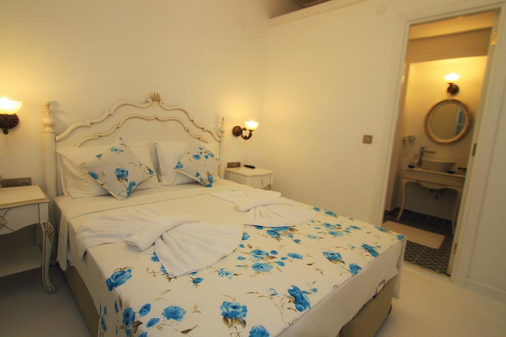 Dantela Butik Hotel Кешме Номер фото